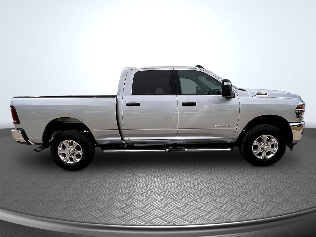 Used 2026 RAM 2500 Big Horn AWD/4WD image 4