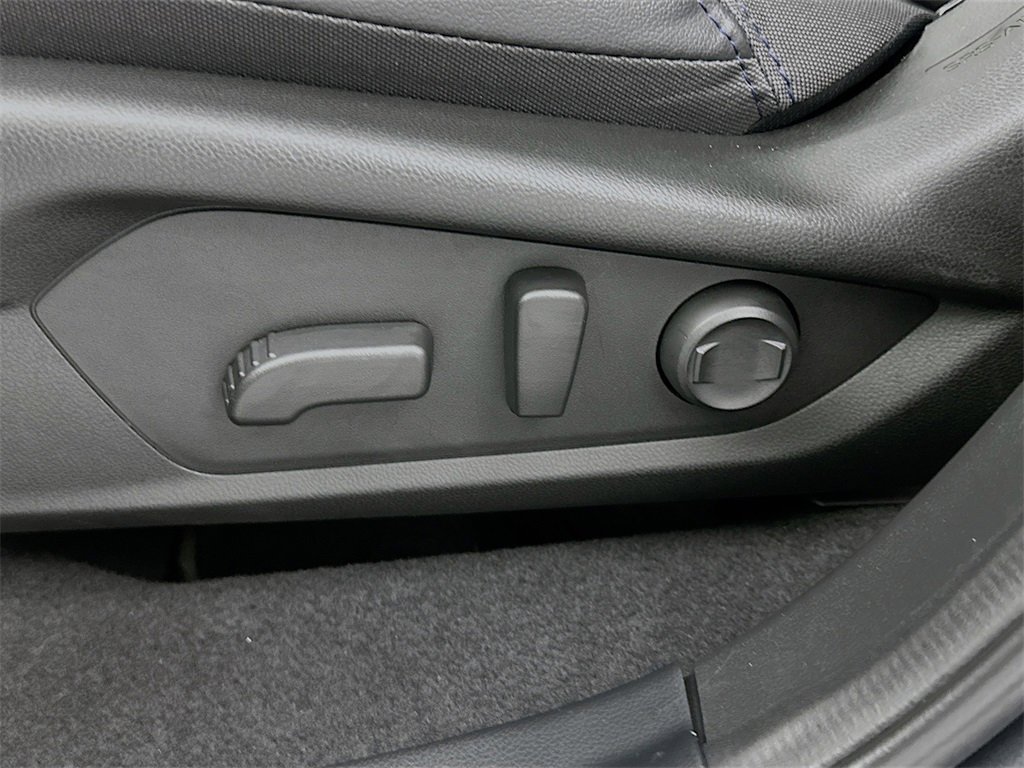 Used 2025 Subaru Forester Premium image 23
