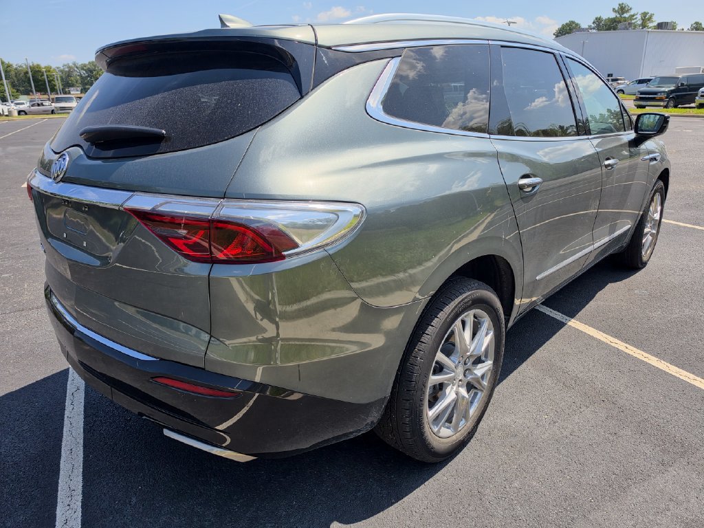 Used 2023 Buick Enclave Essence w/ Experience Buick Package FWD image 6