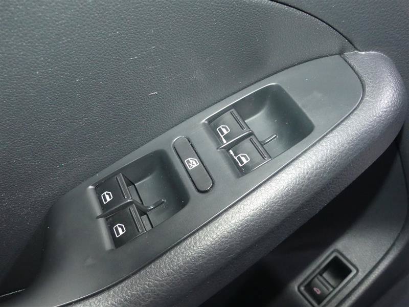 Used 2014 Volkswagen Jetta S FWD image 18