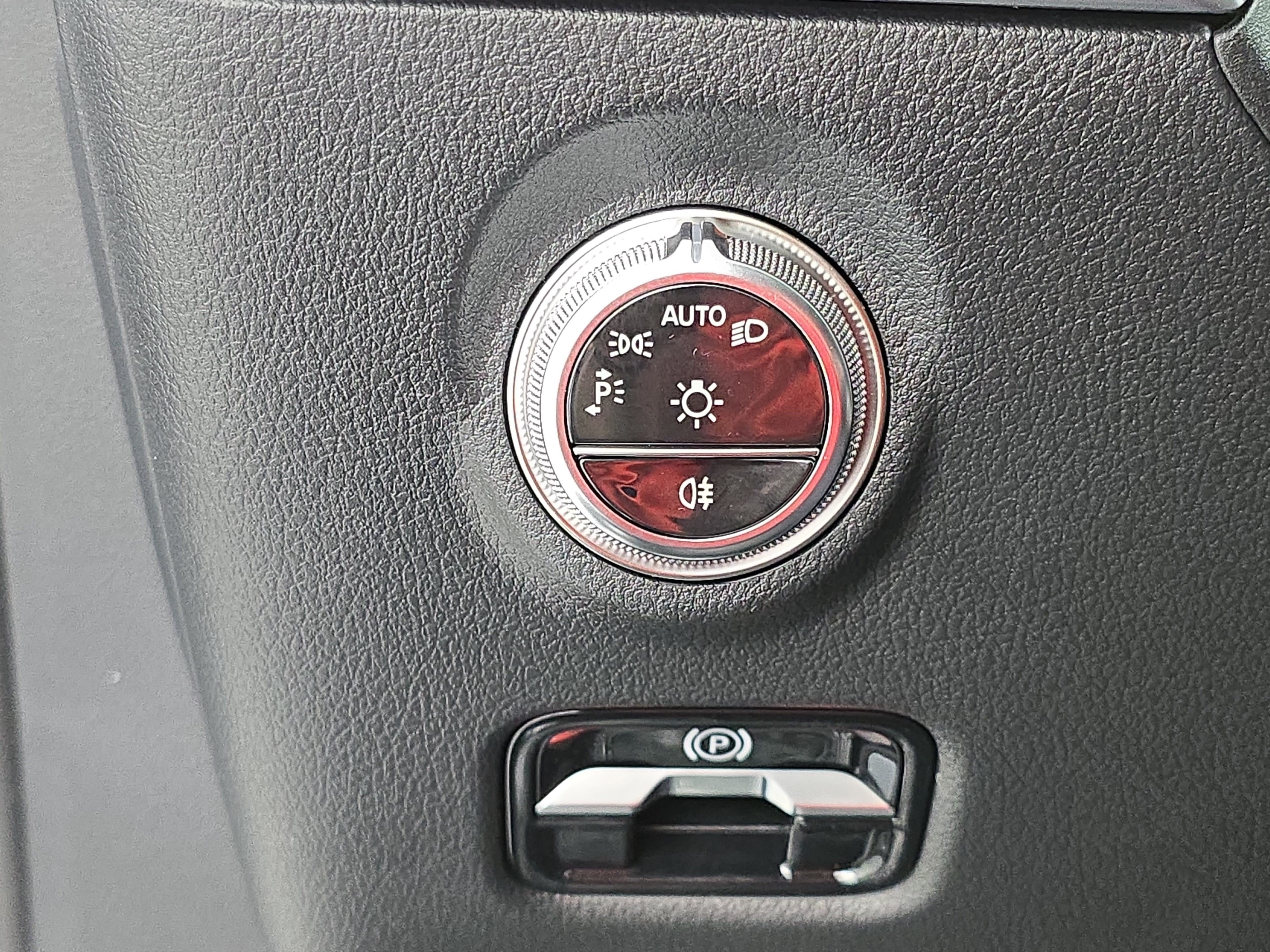 New 2026 Mercedes-Benz C 300 4MATIC Sedan image 26
