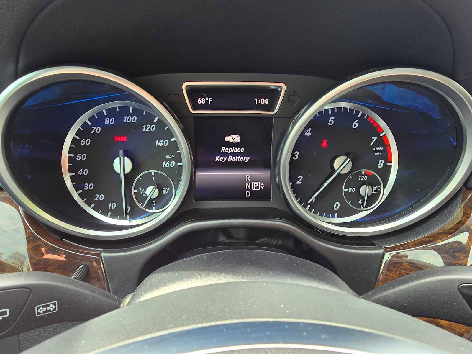 Used 2015 Mercedes-Benz GL 450 4MATIC image 30