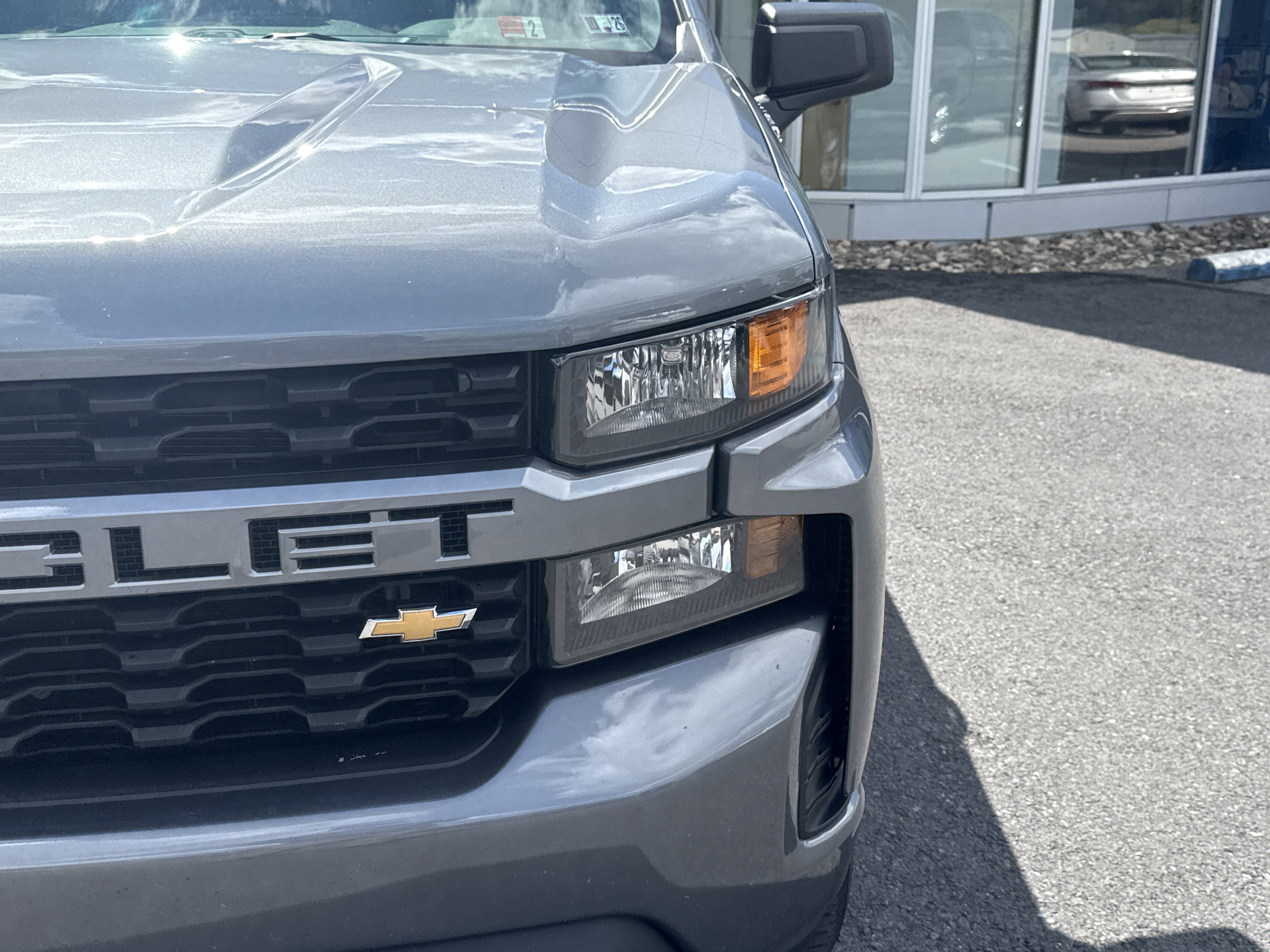 Used 2019 Chevrolet Silverado 1500 Custom w/ Custom Value Package image 9