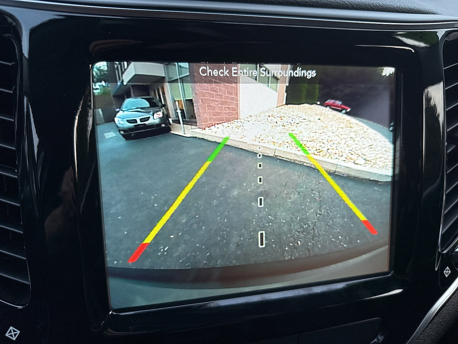 Used 2019 Jeep Cherokee Limited w/ Trailer Tow Group AWD/4WD image 55