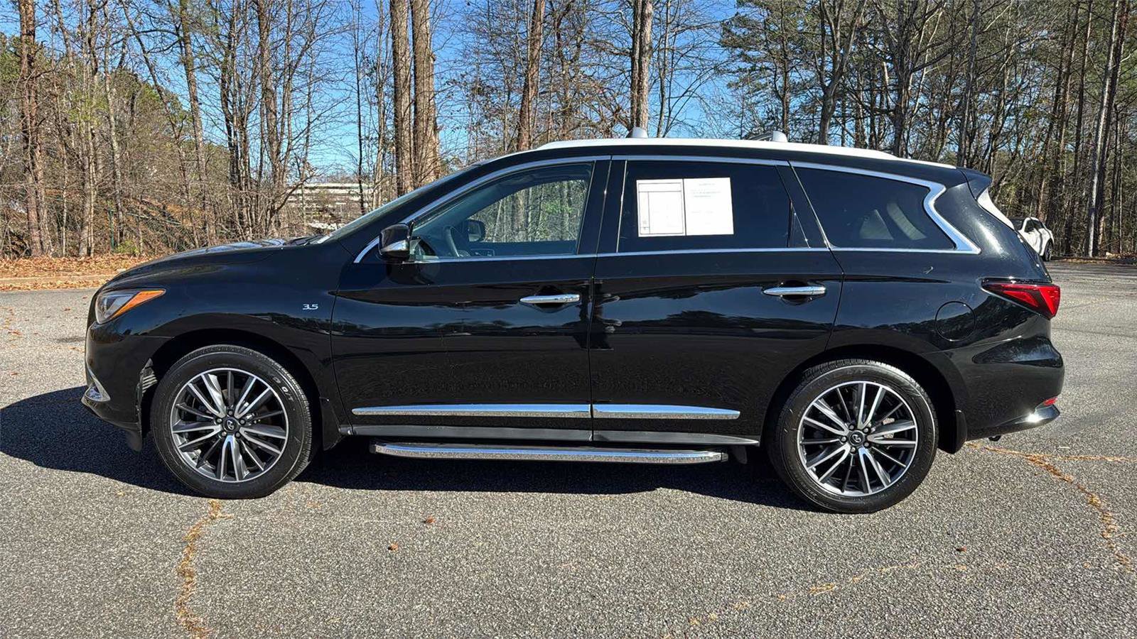 Used 2020 INFINITI QX60 Signature Edition w/ Cargo Package Essential image 8