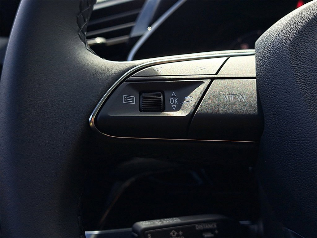 New 2025 Audi Q3 2.0T Premium image 9