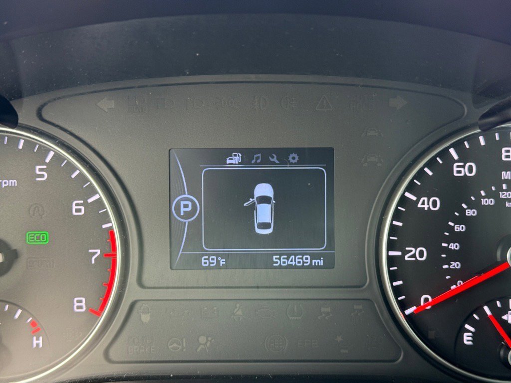 Used 2018 Kia Optima LX w/ 17" Alloy Wheels Package image 31