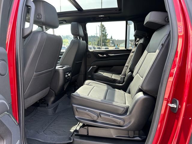 Used 2022 GMC Yukon XL Denali AWD/4WD image 21