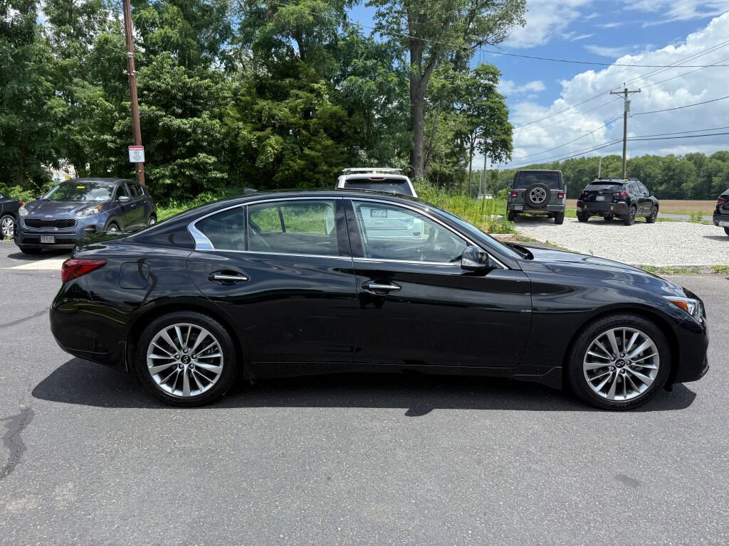Used 2022 INFINITI Q50 Luxe w/ Cargo Package image 8