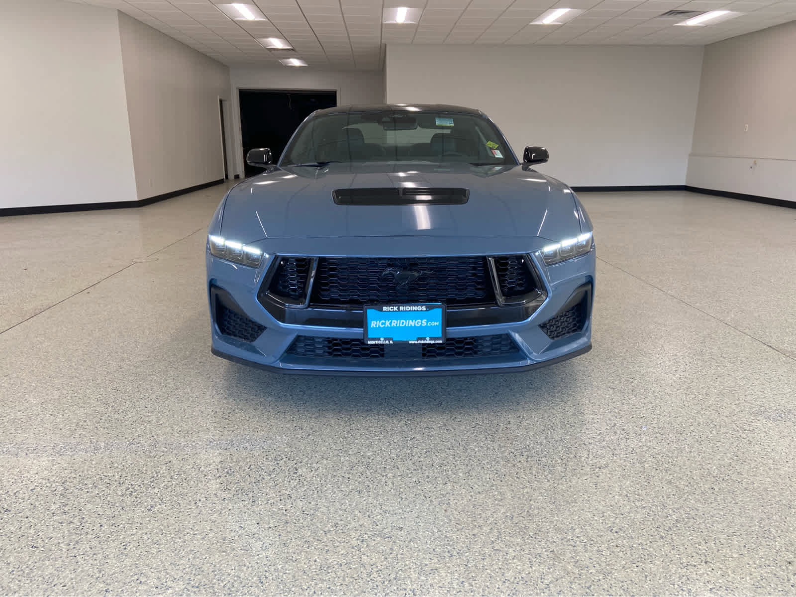 Used 2024 Ford Mustang GT Premium image 4