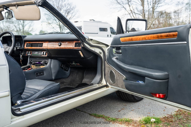 Used 1989 Jaguar XJS V12 Convertible image 42