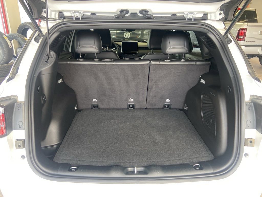 Used 2023 Jeep Compass Altitude w/ Sun and Sound Group image 13
