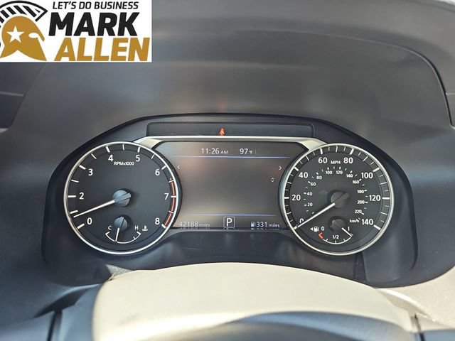 Used 2025 Nissan Altima 2.5 SV FWD image 11
