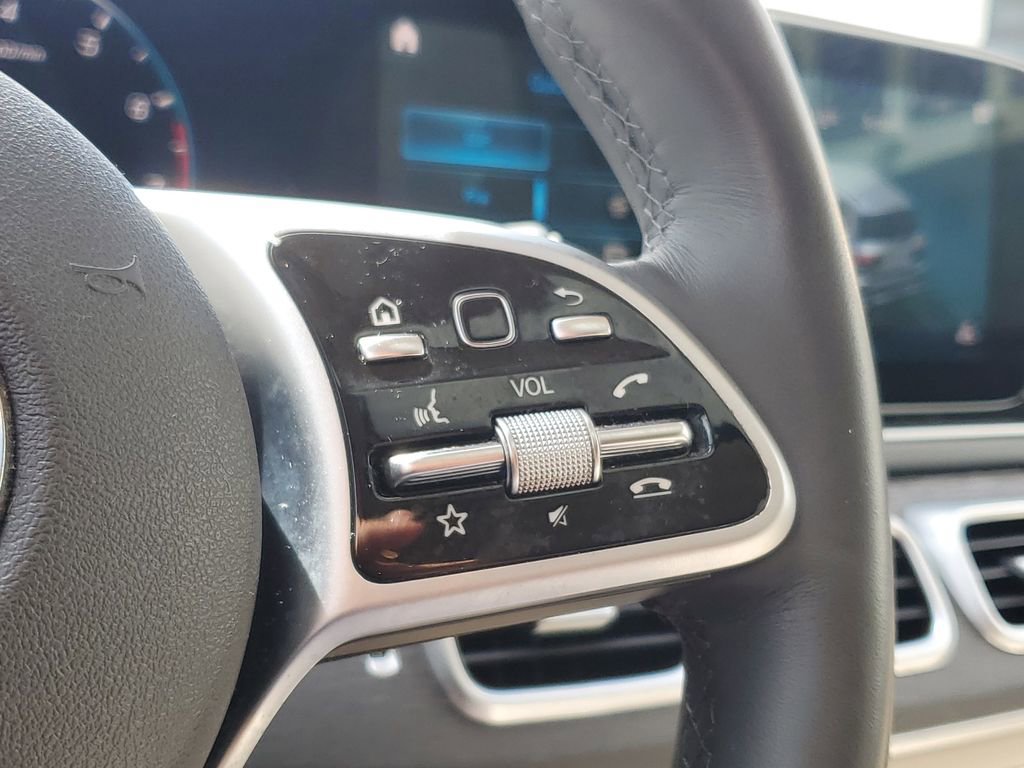Used 2020 Mercedes-Benz GLS 450 4MATIC image 27