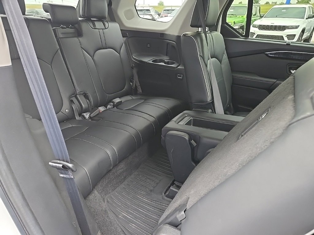 Used 2023 Honda Pilot Elite image 89