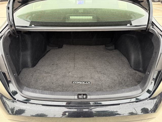 Used 2025 Toyota Corolla LE w/ Carpet Mat Package (TMS) FWD image 26