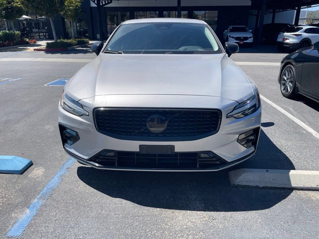 Used 2024 Volvo S60 B5 Core w/ Climate Package FWD image 3
