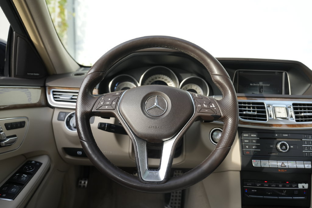 Used 2016 Mercedes-Benz E 350 4MATIC Sedan image 50