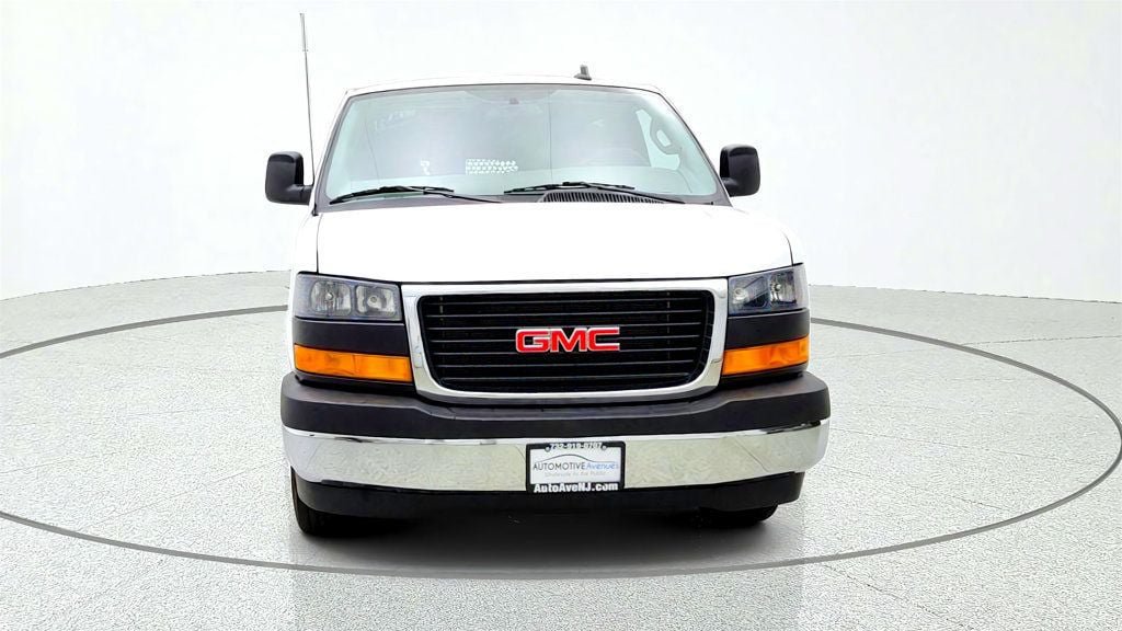 Used 2025 GMC Savana 2500 w/ Driver Convenience Package RWD image 2