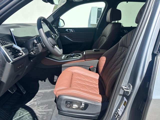 New 2026 BMW X5 xDrive40i w/ Executive Package image 8