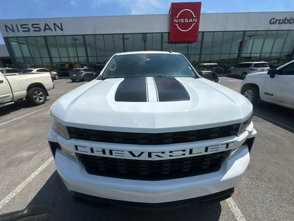 Used 2020 Chevrolet Silverado 1500 Custom w/ Rally Edition RWD image 2