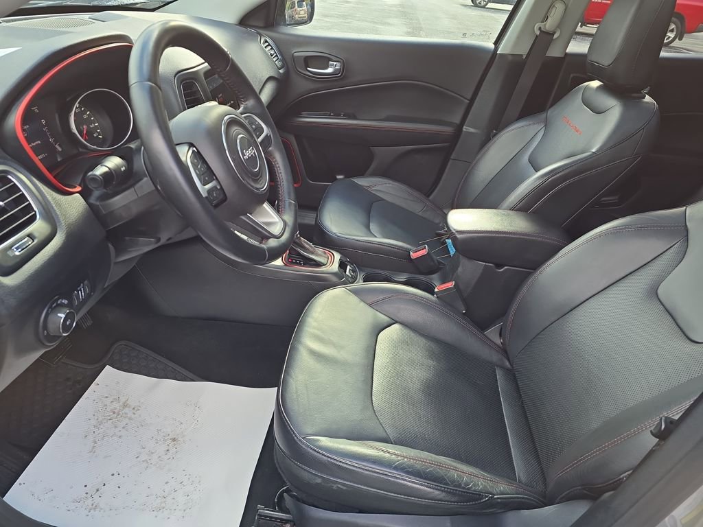 Used 2018 Jeep Compass Trailhawk w/ Leather Interior Group image 9