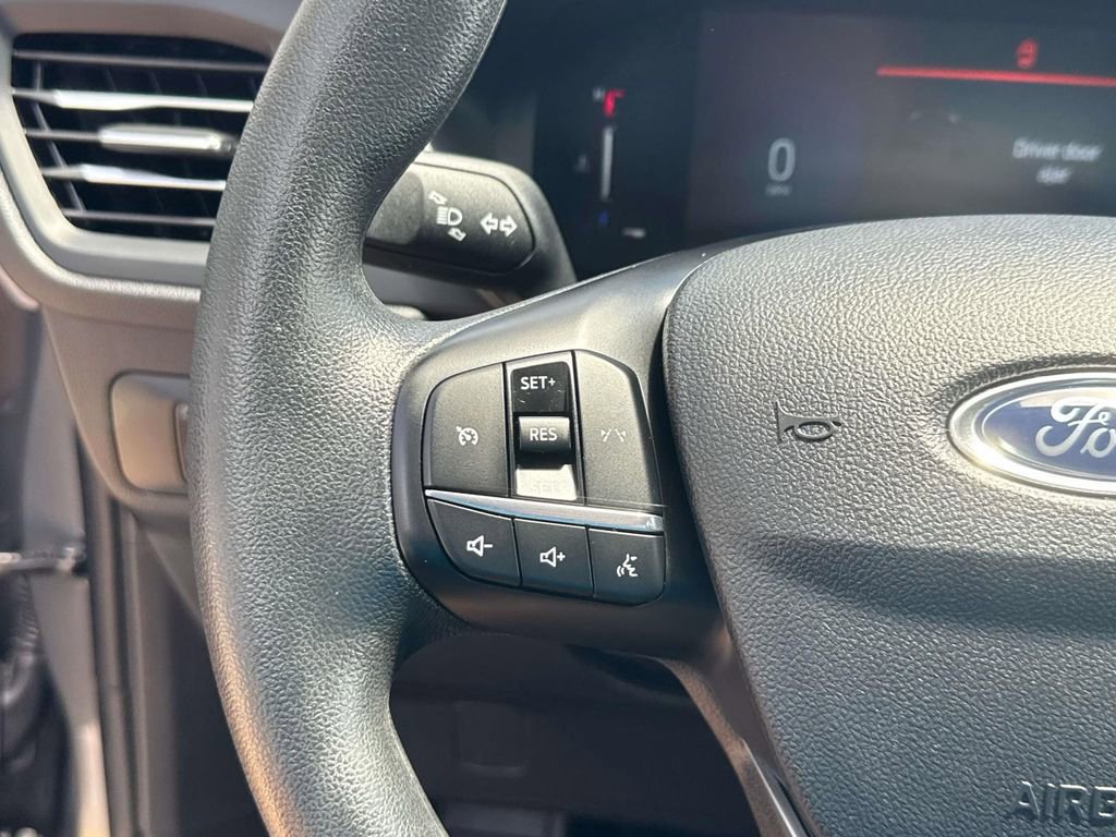 Used 2025 Ford Escape Active AWD/4WD image 23