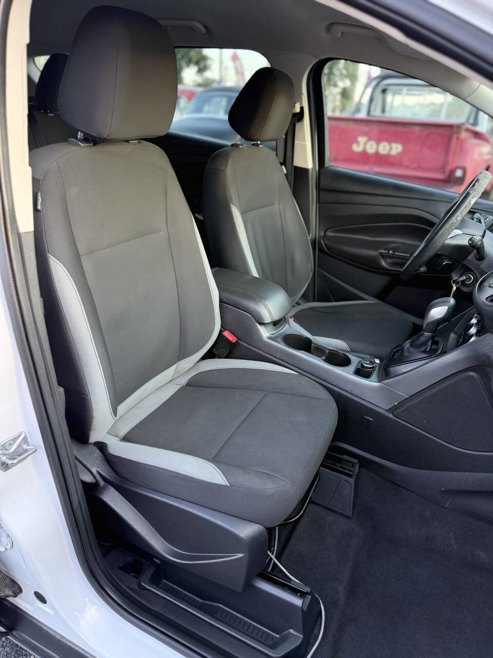 Used 2014 Ford Escape S image 26