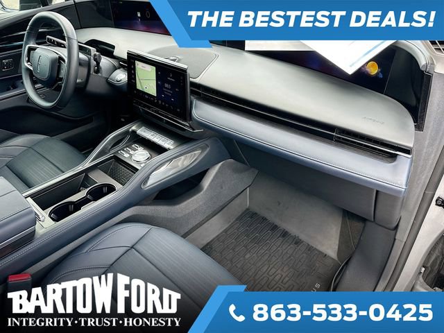 Used 2025 Lincoln Nautilus Reserve image 31
