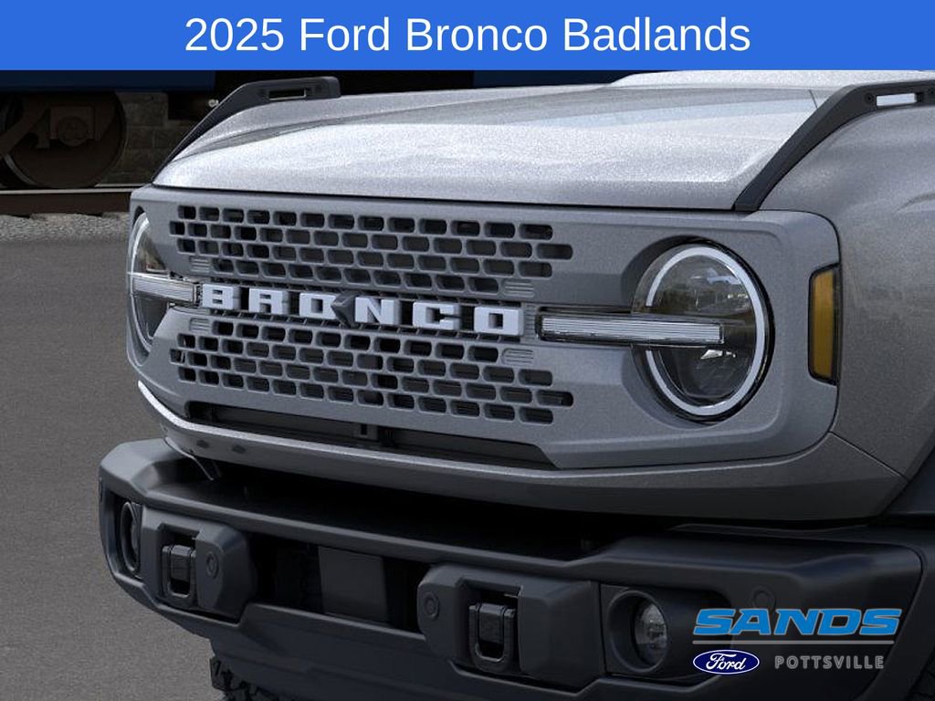 New 2025 Ford Bronco Badlands image 19