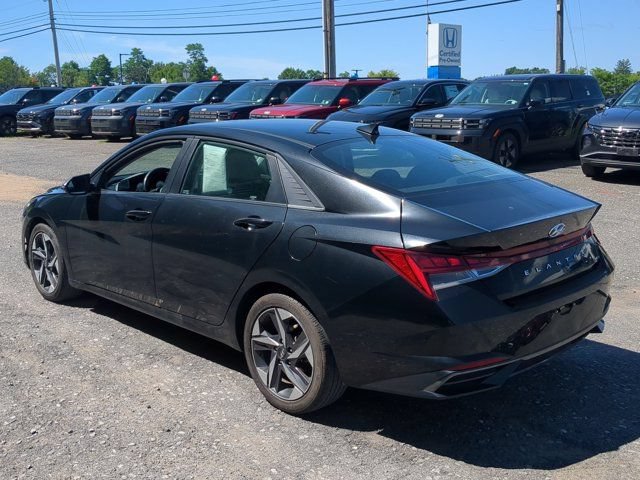 Certified 2023 Hyundai Elantra Limited FWD image 6