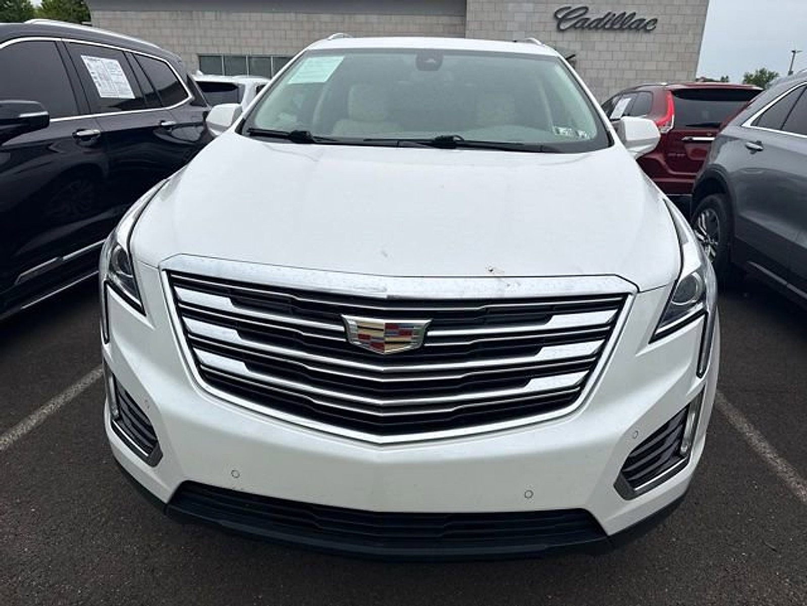 Used 2019 Cadillac XT5 Luxury AWD/4WD image 5