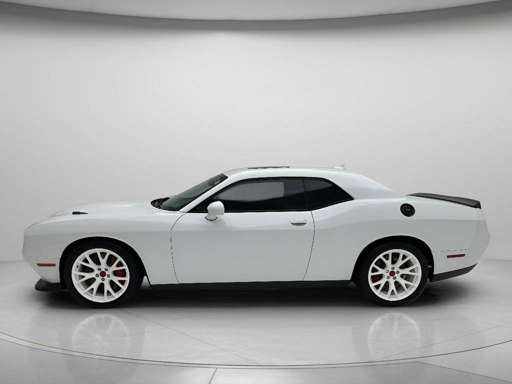 Used 2019 Dodge Challenger R/T Scat Pack w/ Dynamics Package RWD image 7
