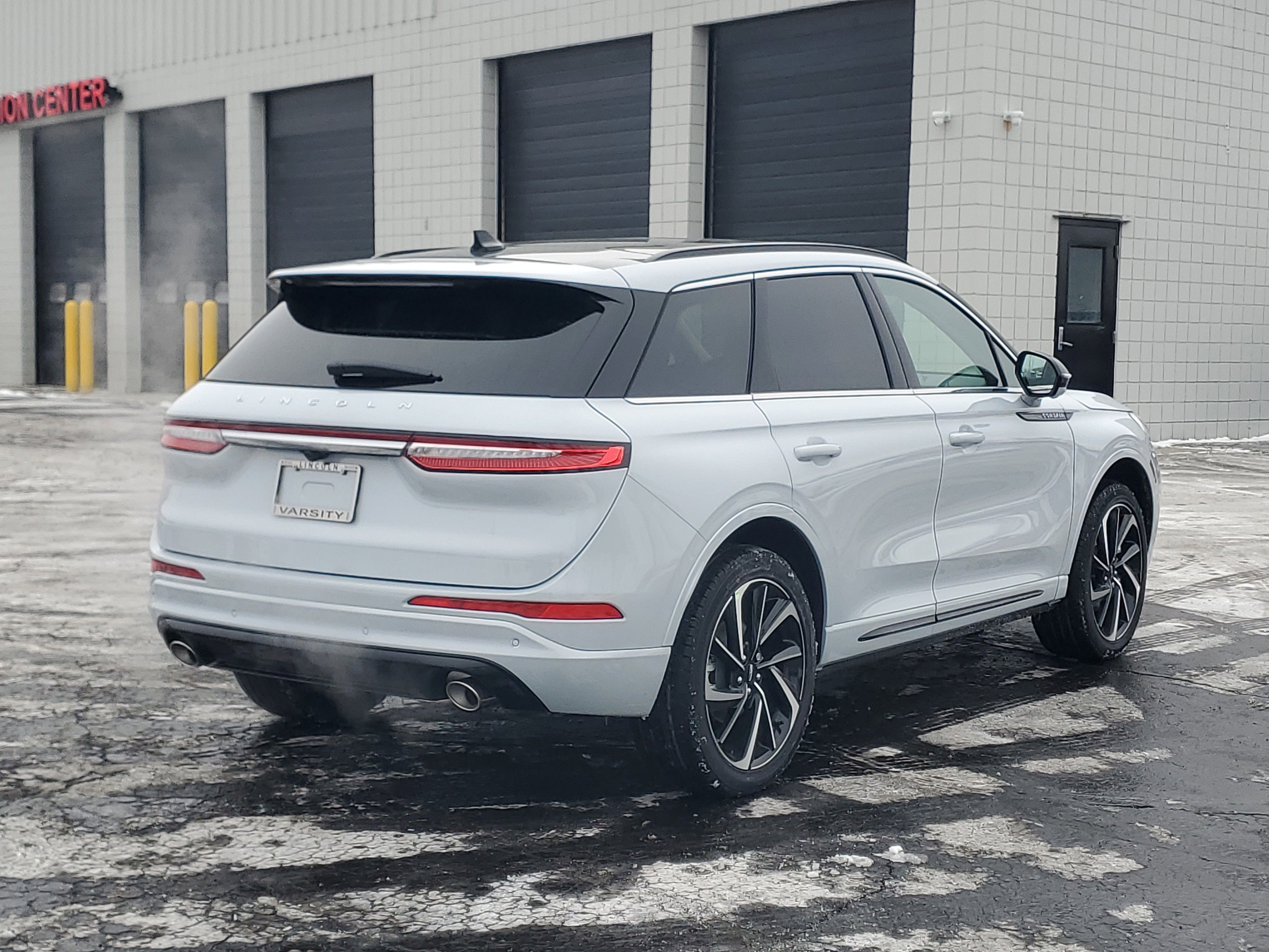 New 2026 Lincoln Corsair Grand Touring image 4