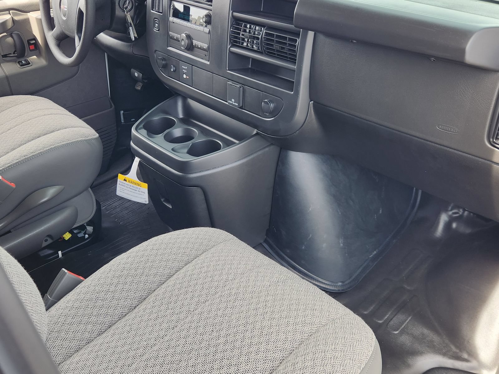 New 2026 GMC Savana 2500 w/ Driver Convenience Package RWD image 30