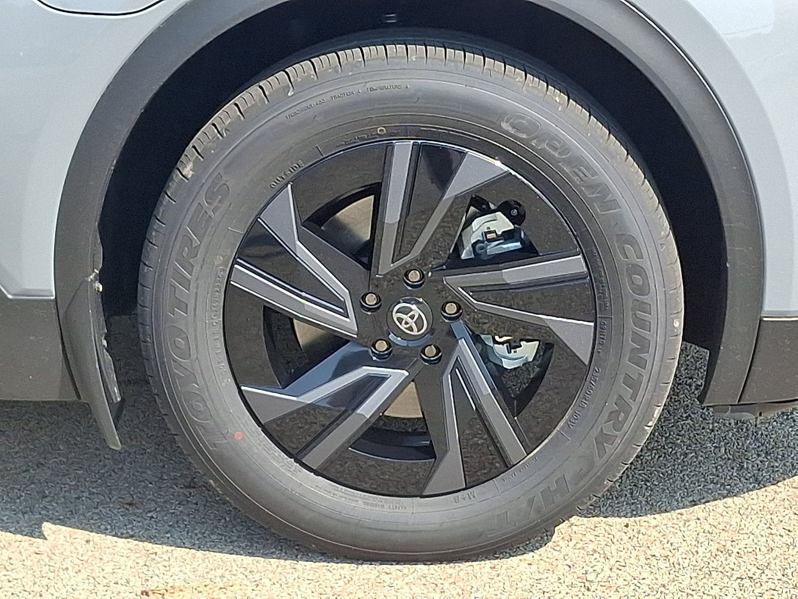 New 2026 Toyota C-HR AWD/4WD image 5
