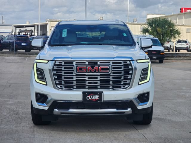 Used 2025 GMC Yukon Denali w/ Sun & Power Step Package RWD image 2