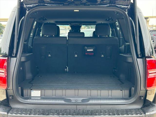 Certified 2025 Toyota Land Cruiser w/ Premium Package AWD/4WD image 14