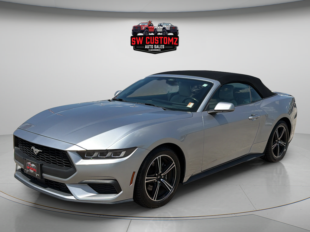 Used 2024 Ford Mustang Premium RWD image 3