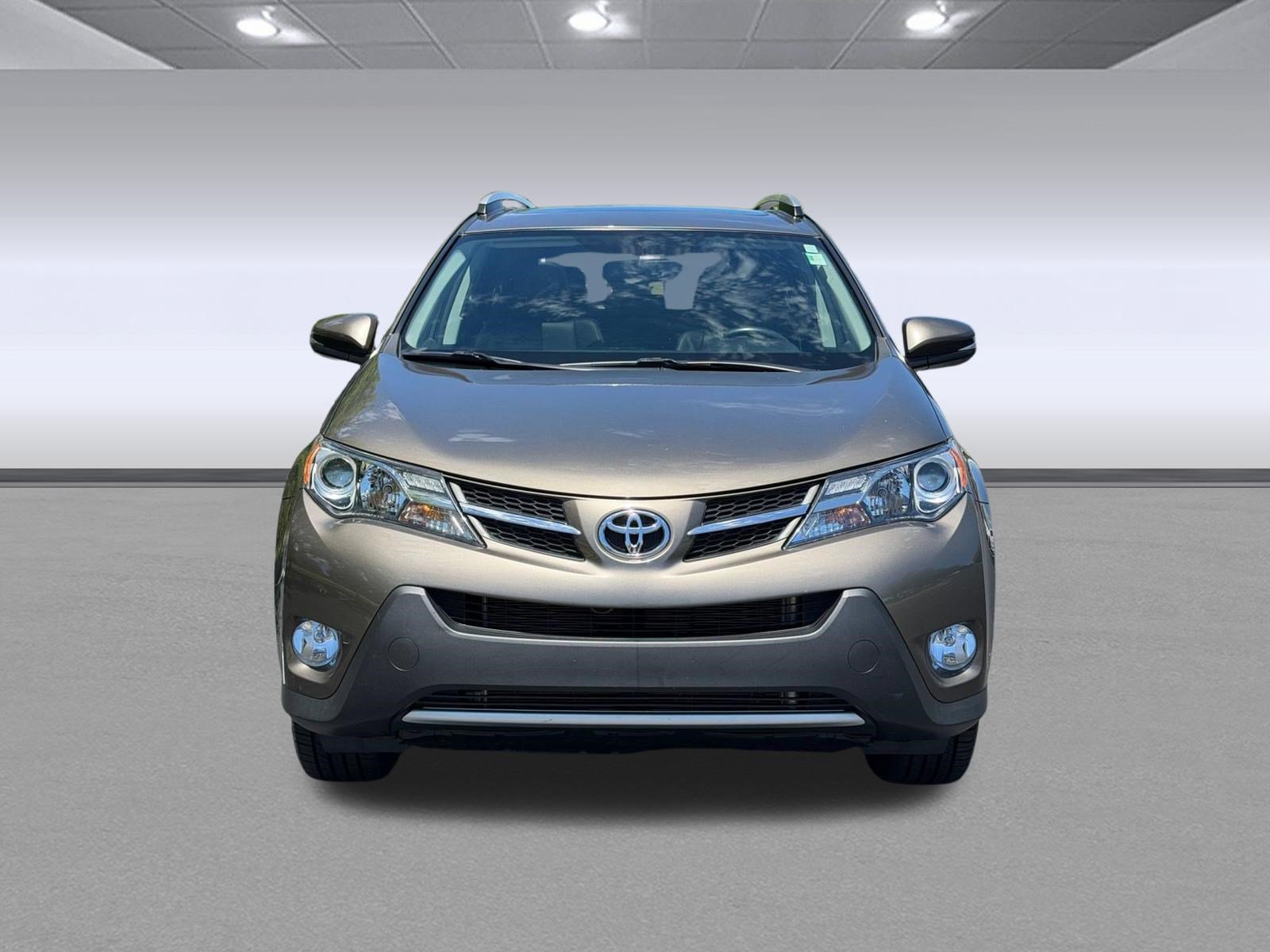 Used 2015 Toyota RAV4 Limited AWD/4WD image 6