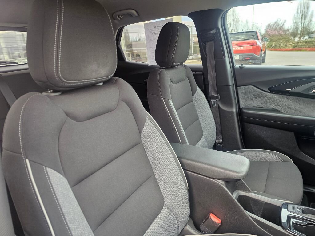 Used 2023 Chevrolet TrailBlazer LT image 12