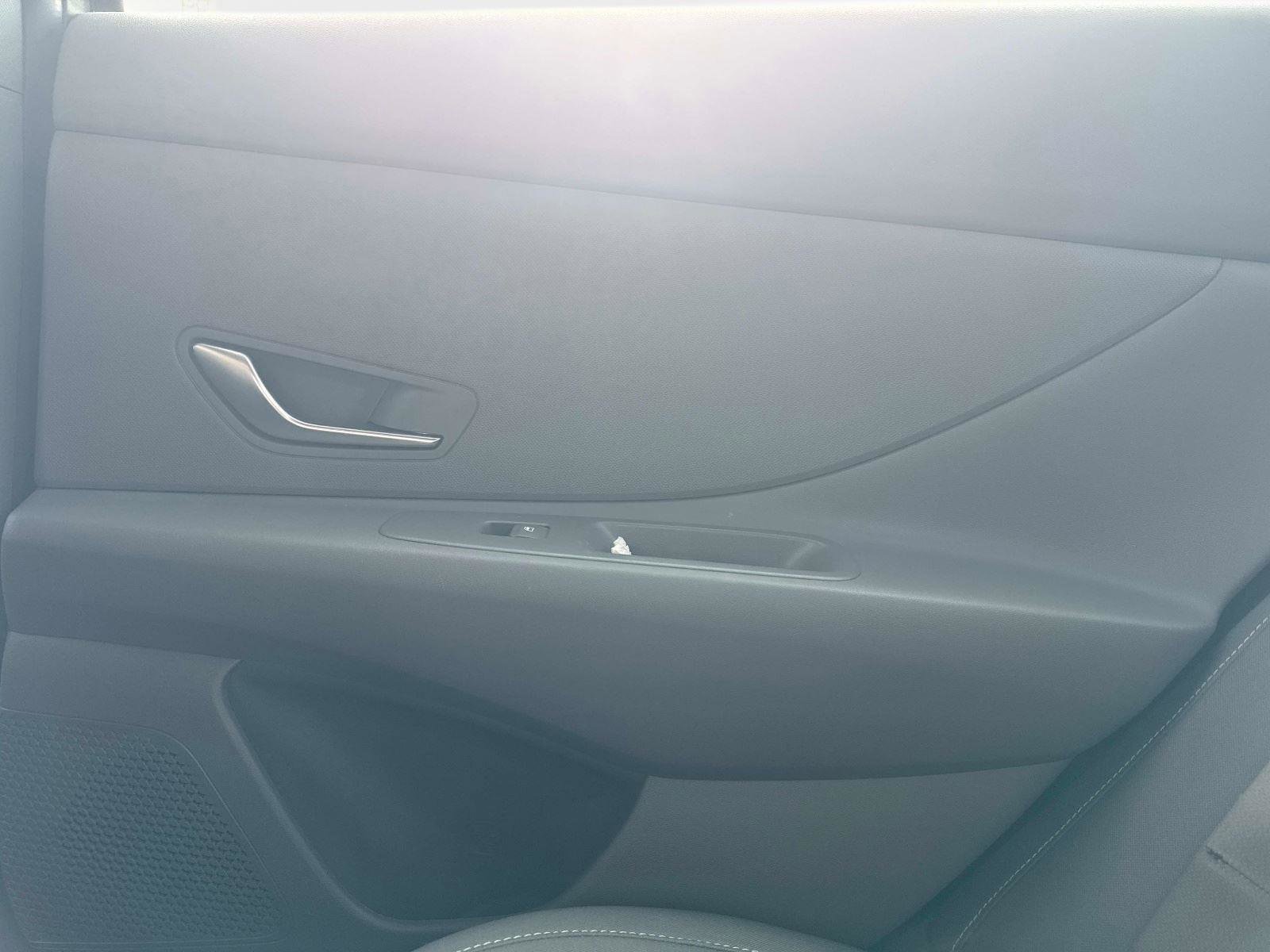 Certified 2024 Hyundai Elantra SEL image 15