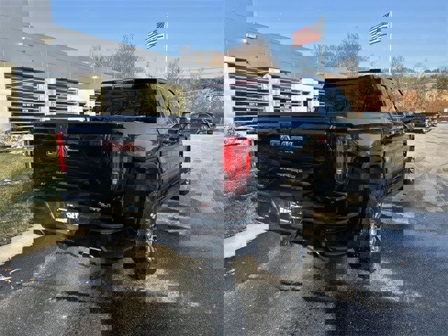 Used 2022 GMC Sierra 1500 AT4 w/ AT4 Premium Package image 8