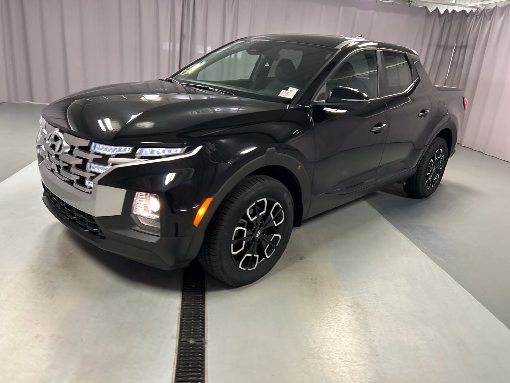 Used 2023 Hyundai Santa Cruz SEL FWD image 3