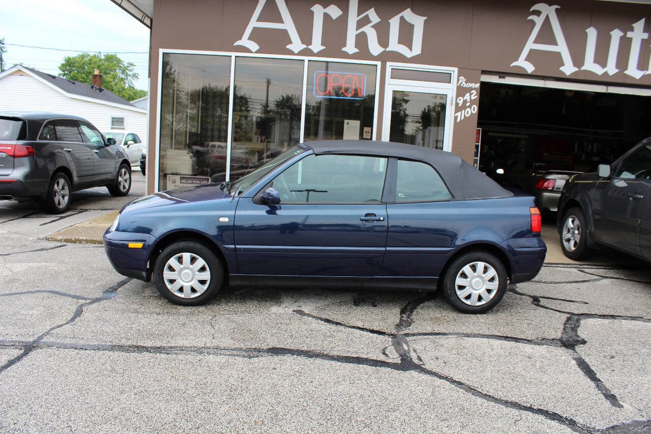 Used 2001 Volkswagen Cabrio GL FWD image 6
