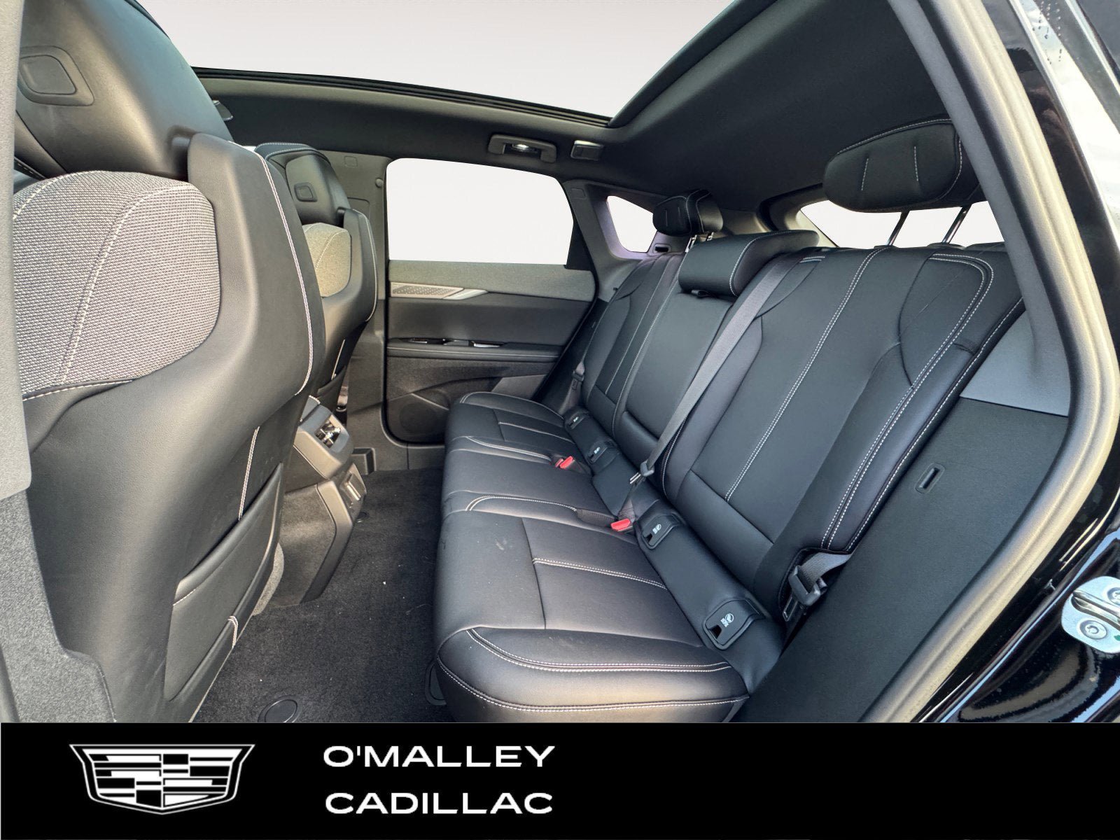 New 2026 Cadillac Optiq Sport 1 w/ LPO, Floor Liner Package AWD/4WD image 11