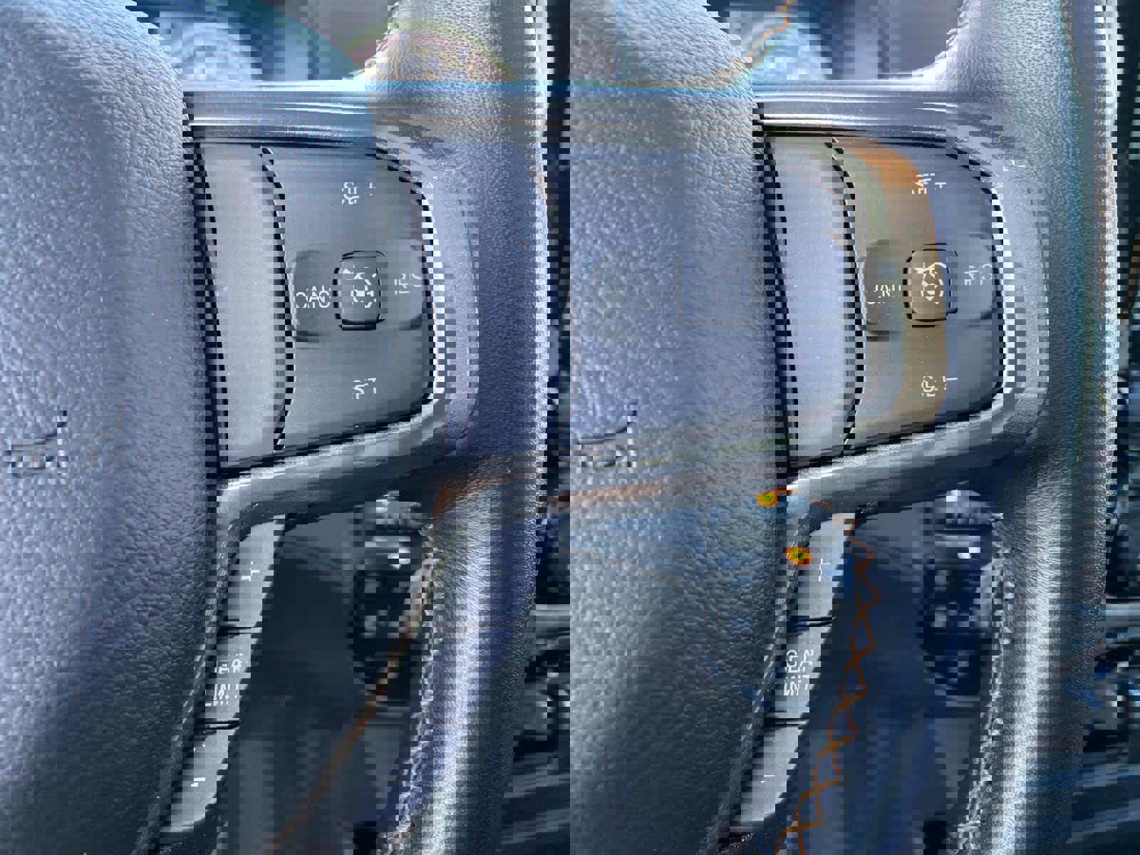 Used 2022 RAM 1500 Limited w/ Body Color Bumper Group image 24