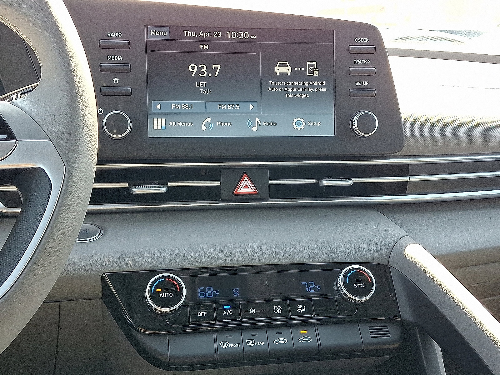 New 2026 Hyundai Elantra Sport FWD image 9
