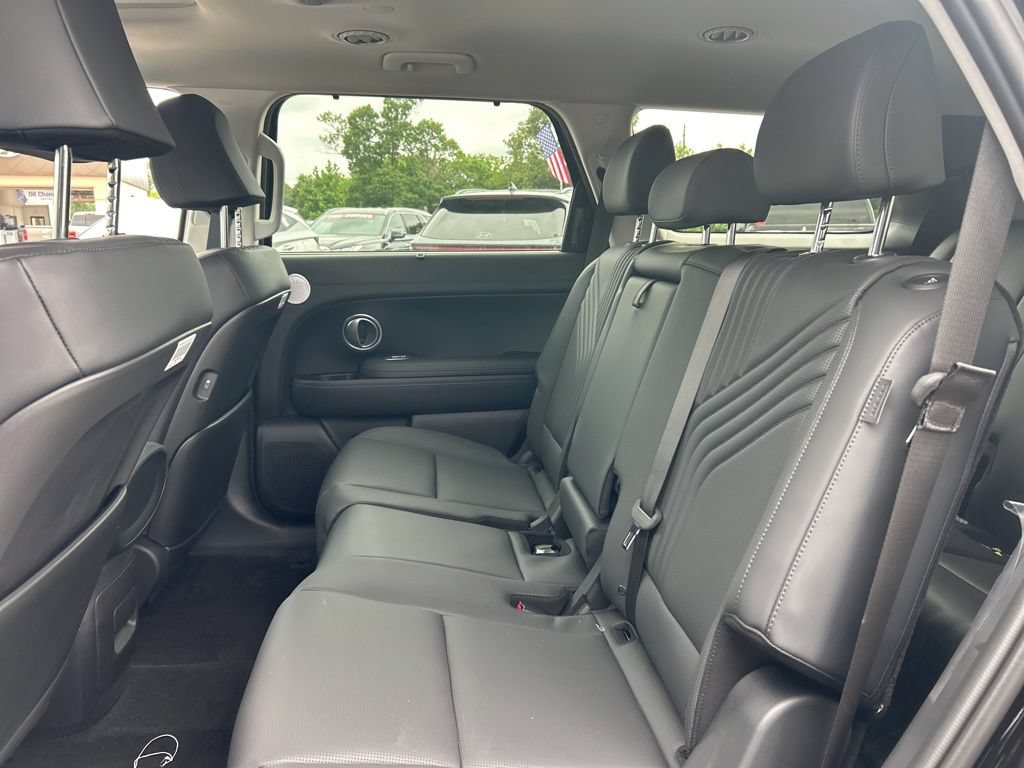 New 2026 Hyundai Palisade SEL Premium FWD image 19