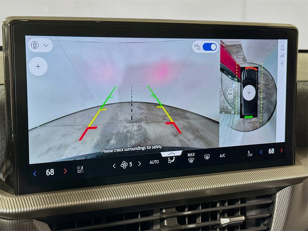 Used 2025 Ford Explorer ST image 12